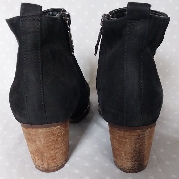 Blondo Norma Black Suede Waterproof Block Heel Ankle Bootie w/Side Zip Closure - Picture 5 of 11
